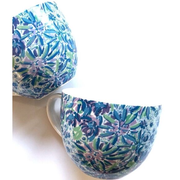 Lilly Pulitzer CERAMIC MUGS
Set of 2 New No Box - Picture 5 of 6